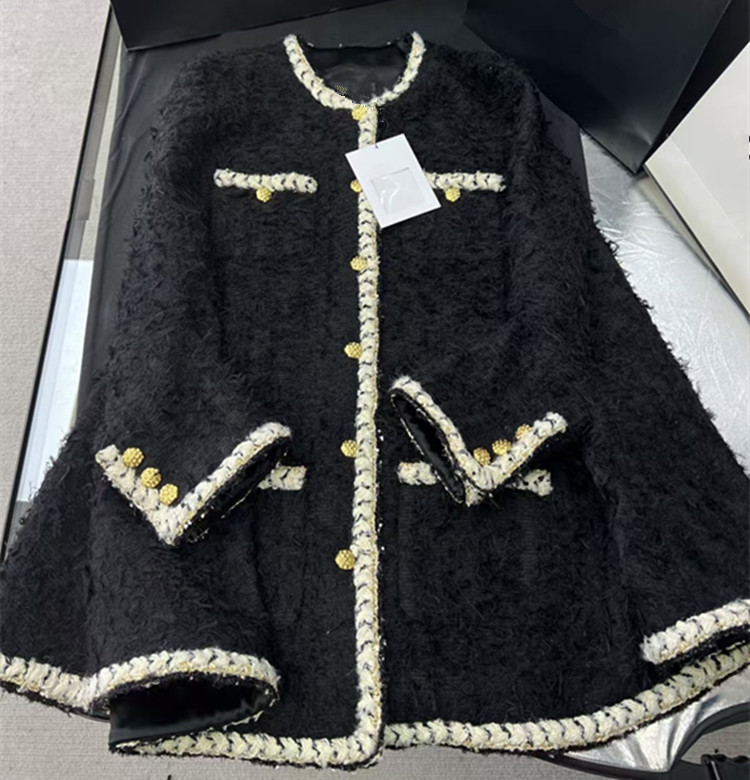 Winter Clothing For Women - เสื้อโค้ททวีดทรงเคปแบบกระดุมแถวเดียวสีดำ สไตล์ยุโรปและอเมริกา สำหรับผู้หญิง คอลเลคชั่นใหม่ ฤดูหนาว 2025