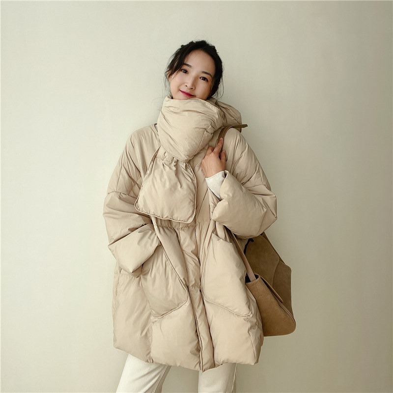 Puffer Jacket Women Down - เสื้อแจ็คเก็ตขนเป็ดหนานุ่มสำหรับผู้หญิง พร้อมฮู้ดและผ้าพันคอ ดีไซน์คุณภาพสูง ลายพิมพ์ รุ่นใหม่